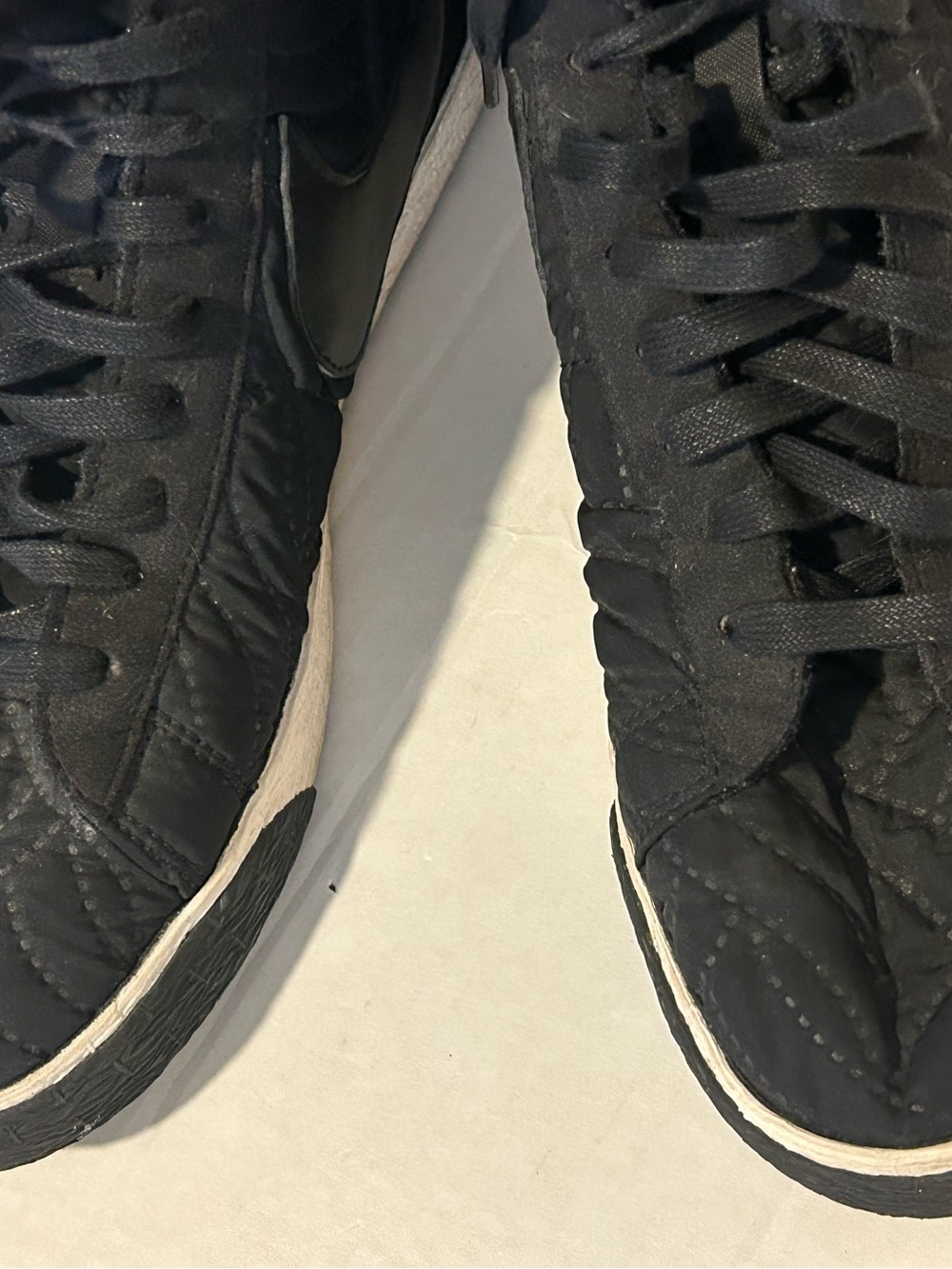 Nike BLAZER Mid PREMIUM SE 857664-001 BLACK Quilted Fabric Textured Womens 8.5 - Picture 2 of 7